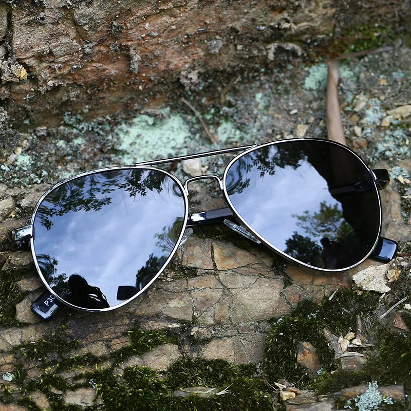 Classic Aviator Sunglasses for Men – Polarized UV400